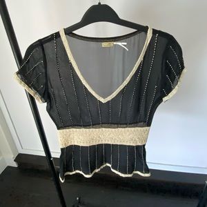 Beautiful Maxstudio top